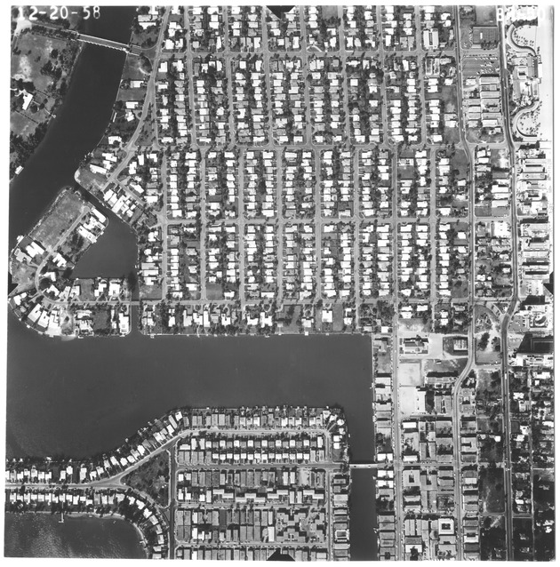 Aerial view of Biscaya Island - Recto Photograph