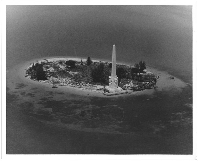 Aerial view of Flagler Monument Island - Recto