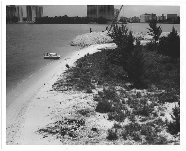 View of small island in Biscayne Bay - Recto