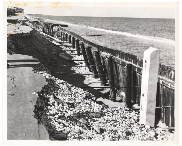 Bulkhead failure in an unknown location - Recto