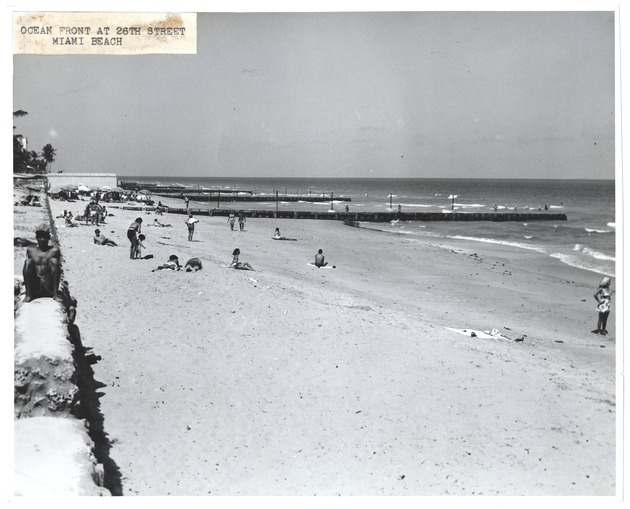 Ocean front at 26th street Miami Beach - Recto