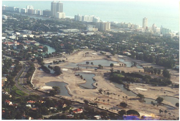Aerial view of the Miami Beach Golf Club and the Biscayne Waterway - Recto Photograph