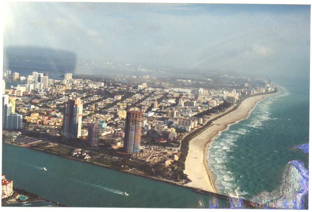 Aerial view of Miami Beach from the Government Cut - Recto Photograph