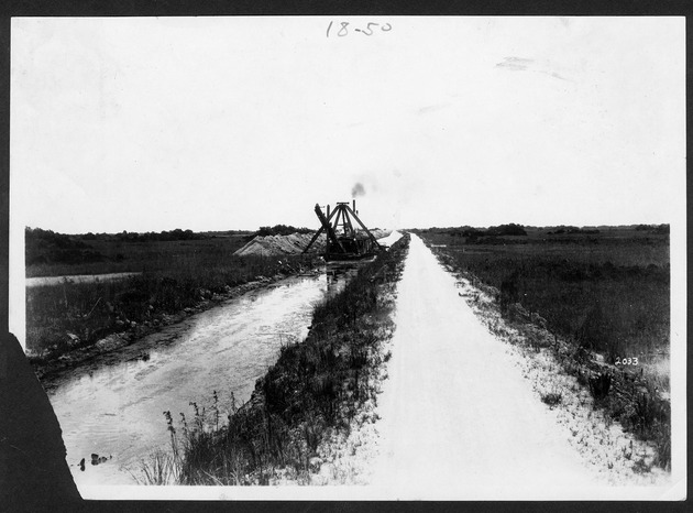 Tamiami Trail construction, 1920-1922 - 1. Dredge in canal, October 22, 1920. no. 18-50.