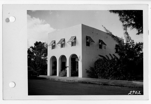 Almeria Avenue, Coral Gables, Florida - recto