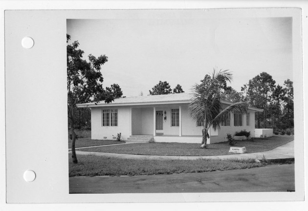 Almeria Avenue, Coral Gables, Florida - recto