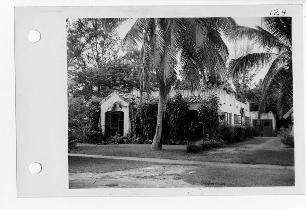 Aragon Avenue, Coral Gables, Florida - recto