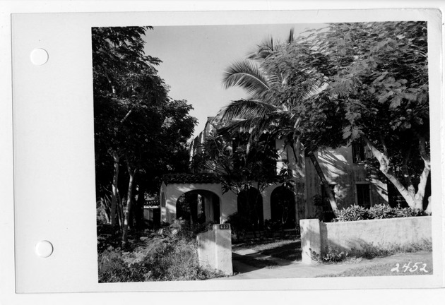 Altara Avenue, Coral Gables, Florida - recto