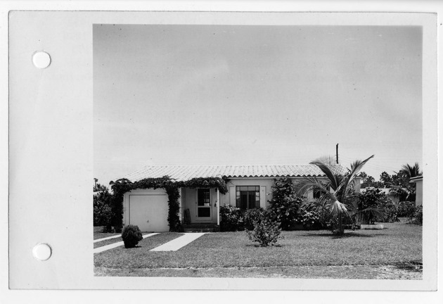 Barbarossa Avenue, Coral Gables, Florida - recto