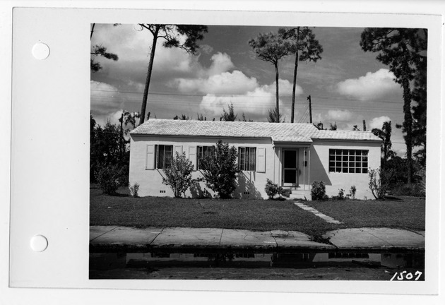 Boabadilla Street, Coral Gables, Florida - recto