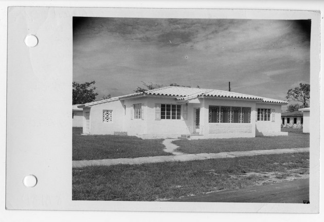 Candia Avenue, Coral Gables, Florida - recto