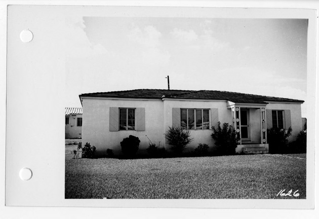 Carmona Avenue, Coral Gables, Florida - recto