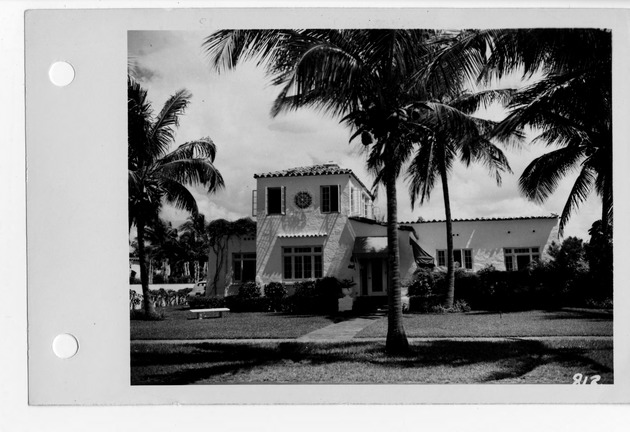 North Greenway Drive, Coral Gables, Florida - recto