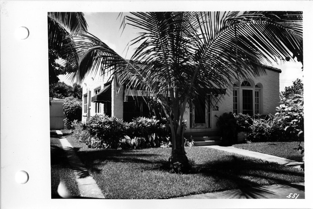 Milan Avenue, Coral Gables, Florida - recto