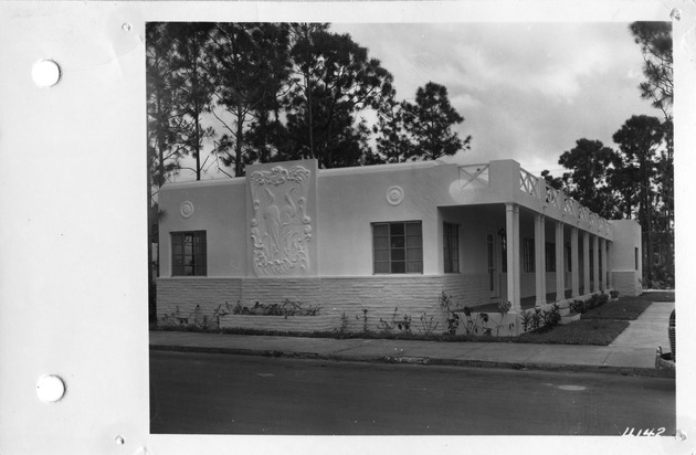 Minorca Avenue, Coral Gables, Florida - recto