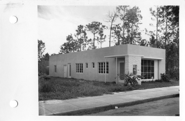 Minorca Avenue, Coral Gables, Florida - recto