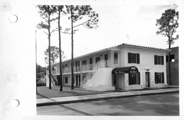 Minorca Avenue, Coral Gables, Florida - recto