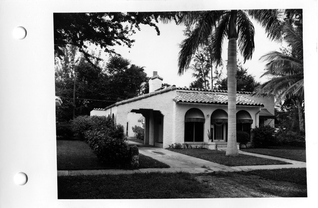 Minorca Avenue, Coral Gables, Florida - recto