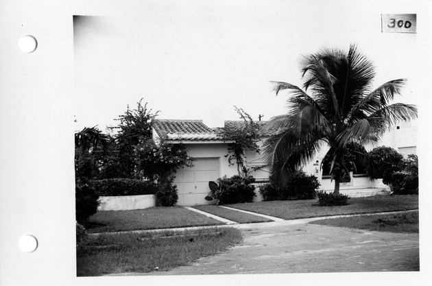 Minorca Avenue, Coral Gables, Florida - recto