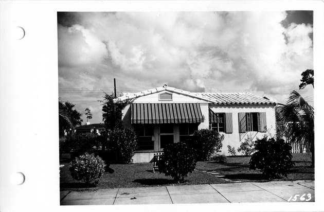 Montilla Avenue, Coral Gables, Florida - recto