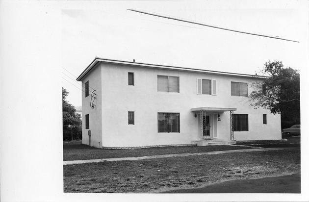 Phoenetia Avenue, Coral Gables, Florida - recto