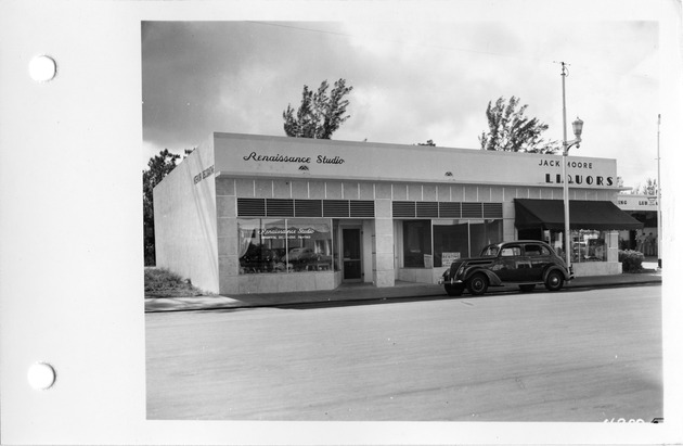 Ponce de Leon Boulevard, Coral Gables, Florida - recto