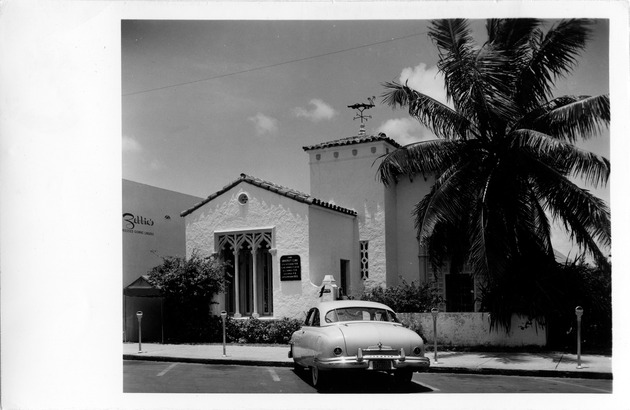 Ponce de Leon Boulevard, Coral Gables, Florida - recto