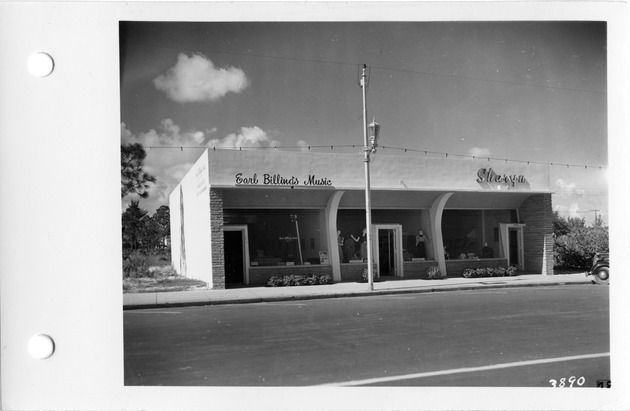 Ponce de Leon Boulevard, Coral Gables, Florida - recto