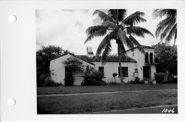 Salzedo Street, Coral Gables, Florida - recto