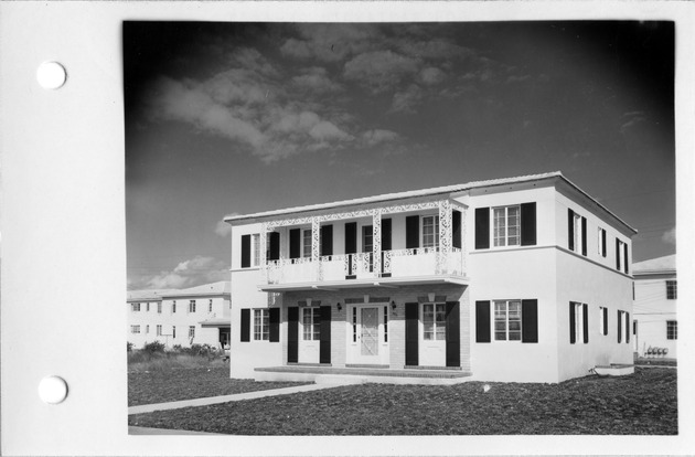 Santander Avenue, Coral Gables, Florida - recto