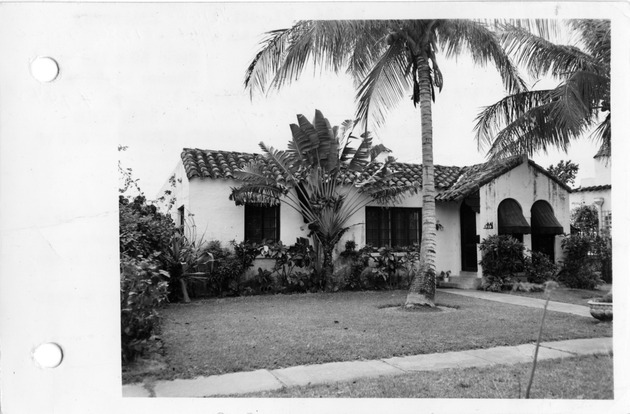 Sorolla Avenue, Coral Gables, Florida - recto