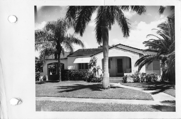 Sorolla Avenue, Coral Gables, Florida - recto