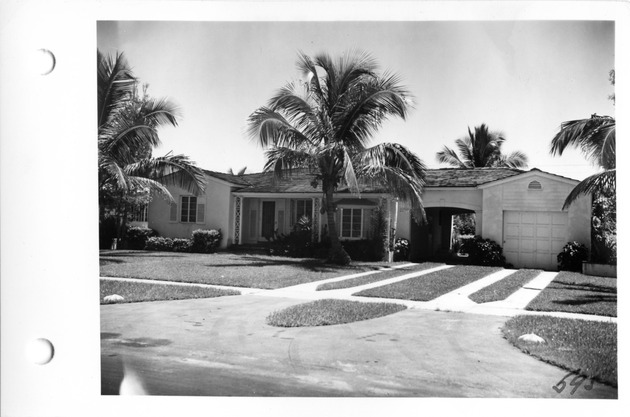 Sorolla Avenue, Coral Gables, Florida - recto