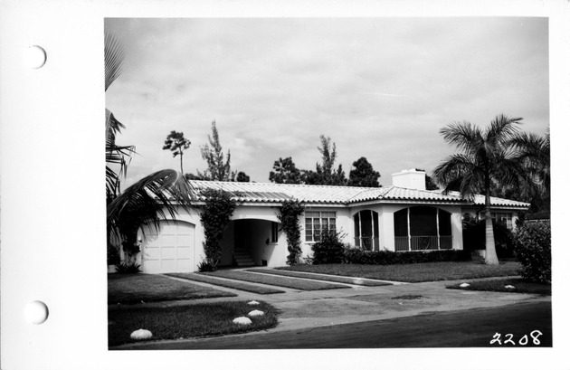 Tendilla Avenue, Coral Gables, Florida - recto