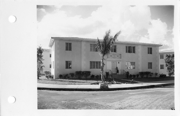 Yumuri Street, Coral Gables, Florida - recto