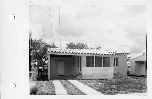 SW 2nd Street, Miami, Florida - recto