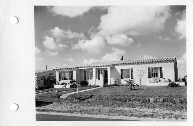 SW 52th Terrace, Miami, Florida - recto