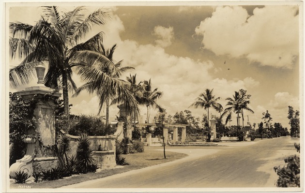 Country Club Prado Entrance, Coral Gables, Florida - Recto