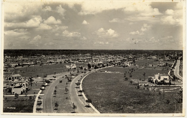 Looking East on Alhambra Circle from Water Tower, Coral Gables, Florida - Recto