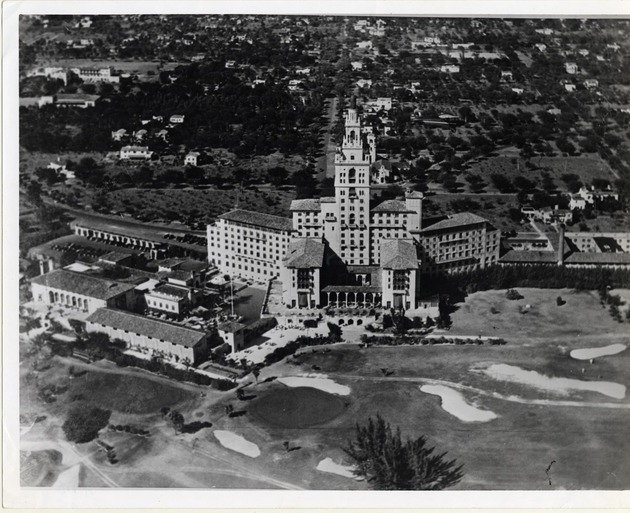 Biltmore Hotel and golf course, aerial view. Coral Gables, Florida - Front