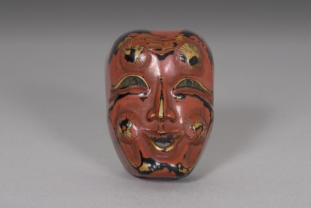 Mask netsuke - artifact front view