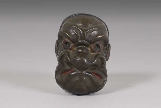 Mask netsuke - artifact front view