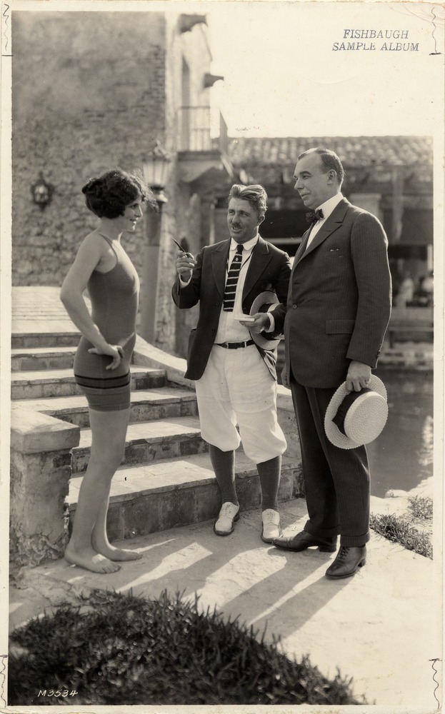 Ruth Woodall with Alexander Ott and Mr. Nichols at the Venetian Pool. Coral Gables, Florida - Recto