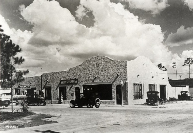 Coral Gables Garage. Business District, Coral Gables, Florida - Recto
