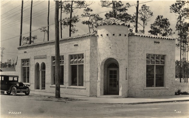 The Miami Daily News Office. Coral Gables Branch. Business District, Coral Gables, Florida - recto