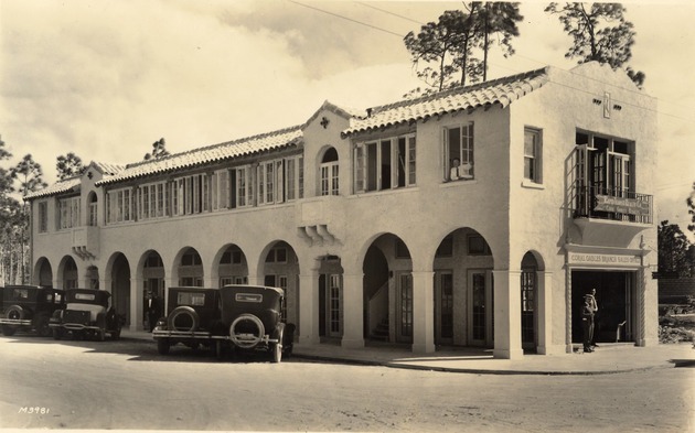 Rapid Transit Realty Company building. Business District, Coral Gables, Florida - Recto