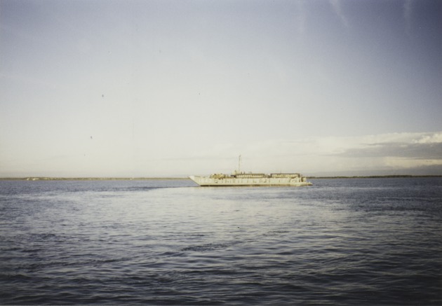 Cuban refugees leaving Guantanamo 9