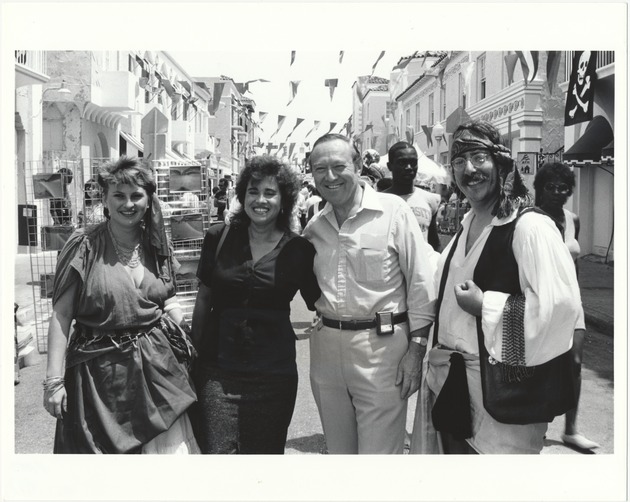 Española Way Buildings and Festival - 996_1_1_000