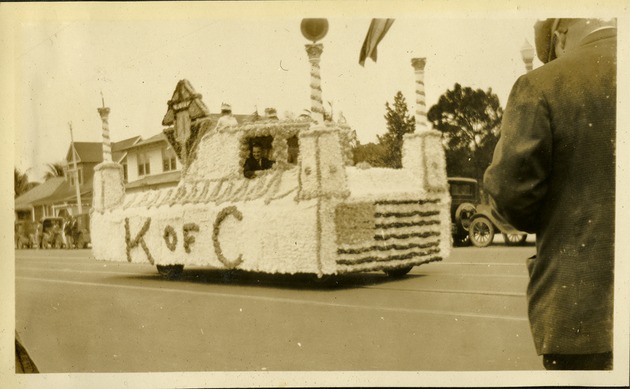 Pageant of Progress - K of C parade float, Knights of Columbus