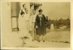 [1926-11-25] Thanksgiving - Bill, Kelly, Gene, Eva and woman